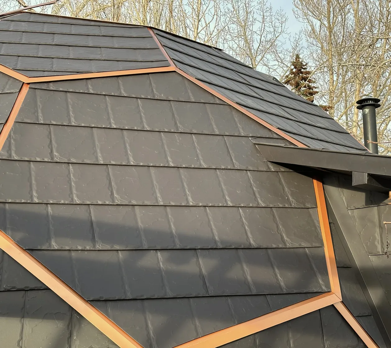Bronze trim along the dome facets