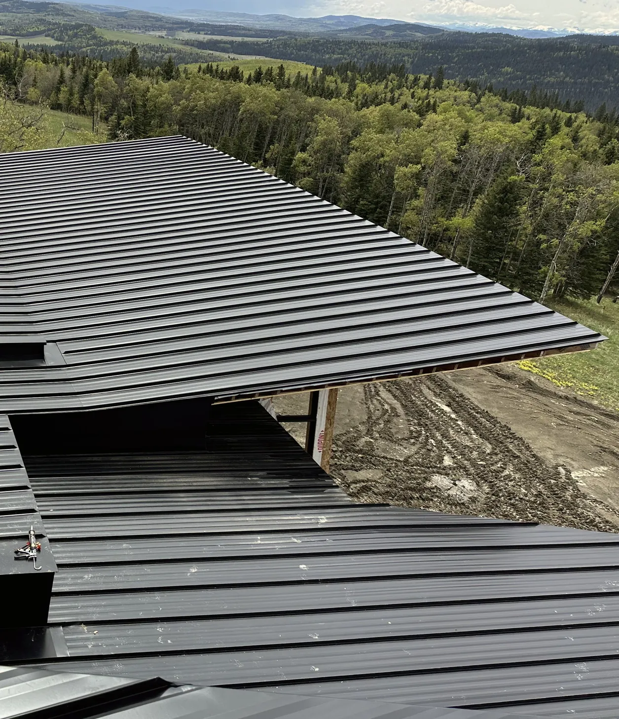Standing seam steel roof