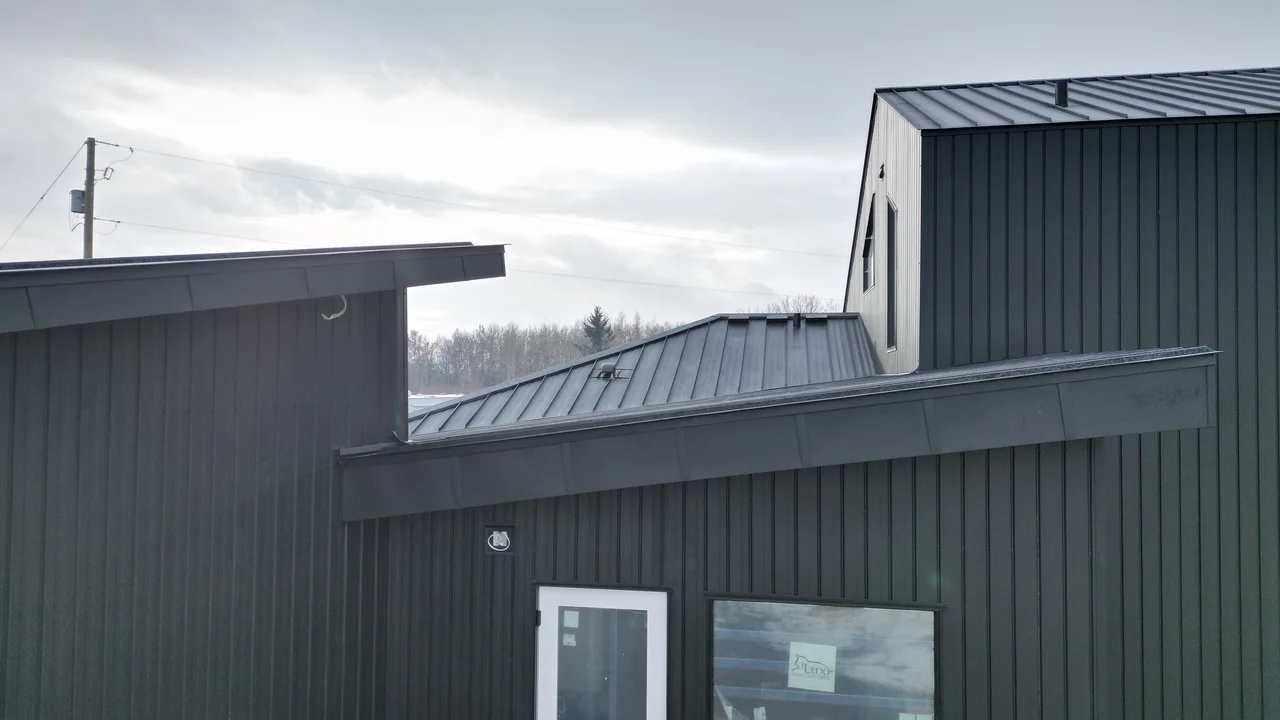 calgary roofing companies