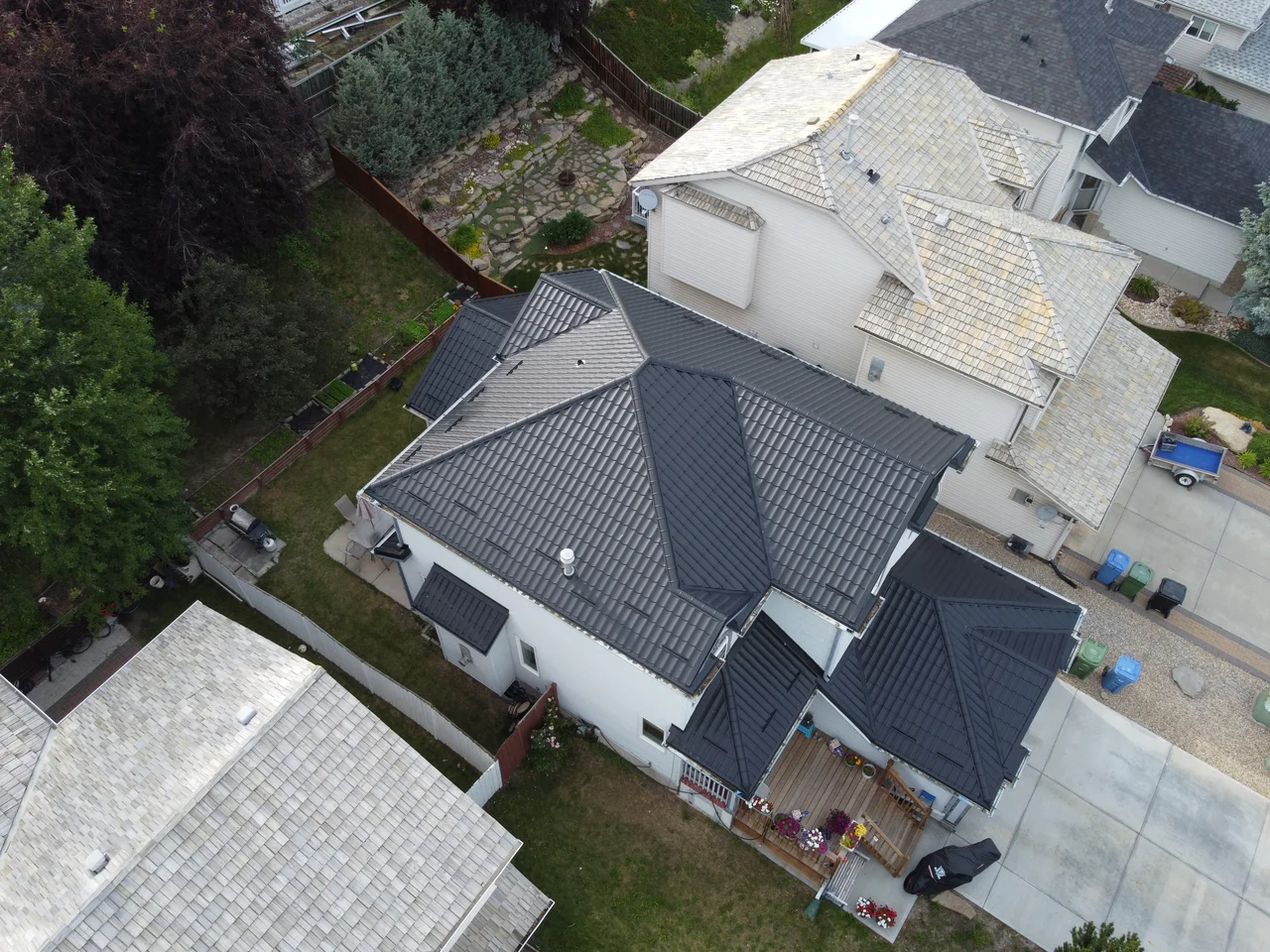 metal tile roof installed calgary